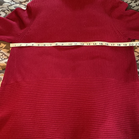 Once Again Red Cardigan - Picture 6 of 8